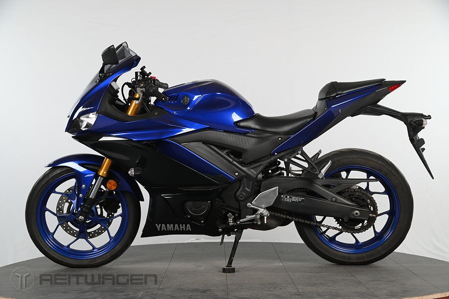 야마하 YZF R3 thumb 2