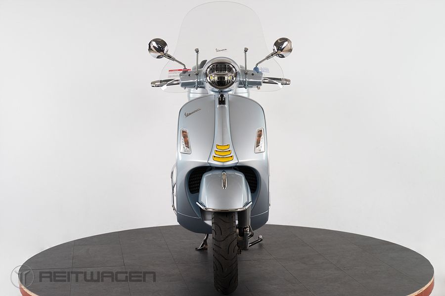 베스파 GTS 300 슈퍼테크 more