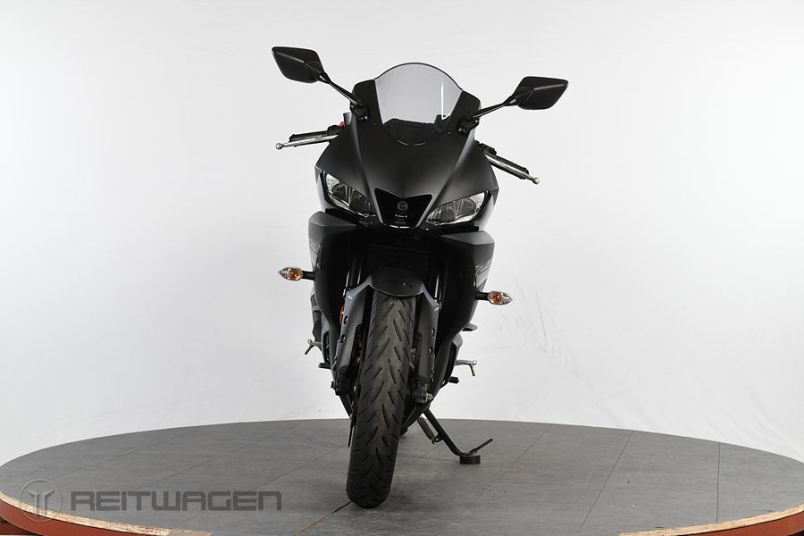 야마하 YZF R3 more