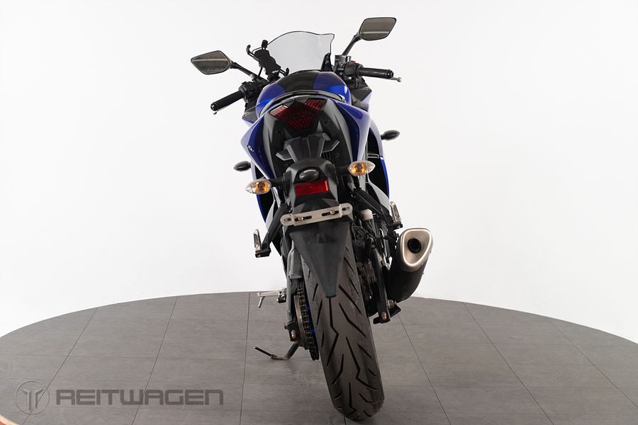 야마하 YZF R3 4