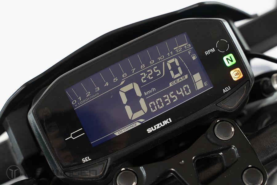 스즈키 GSX S 125 6