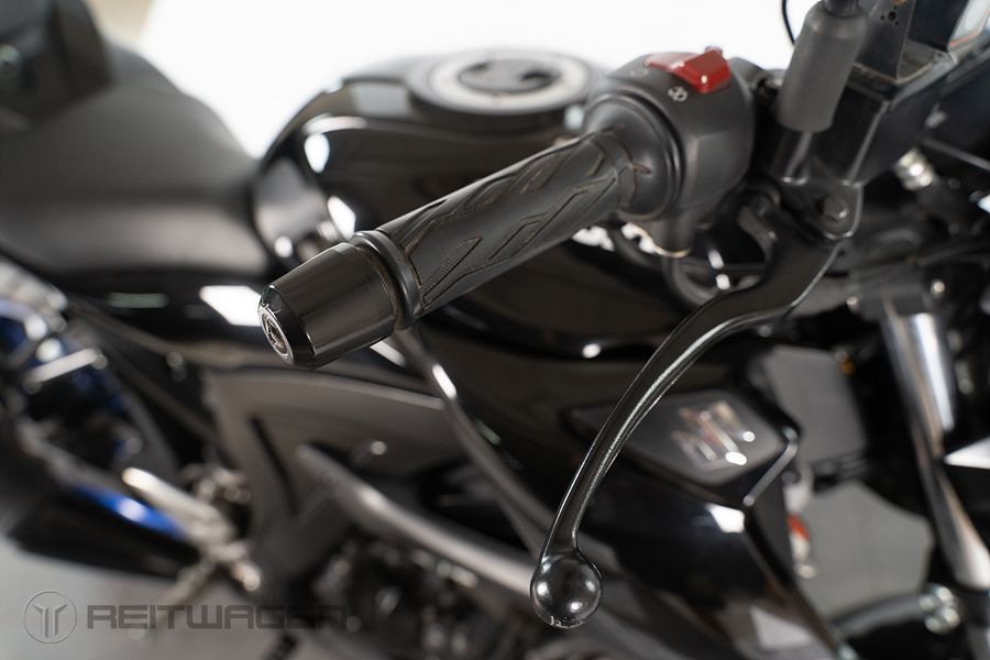 스즈키 GSX S 125 7