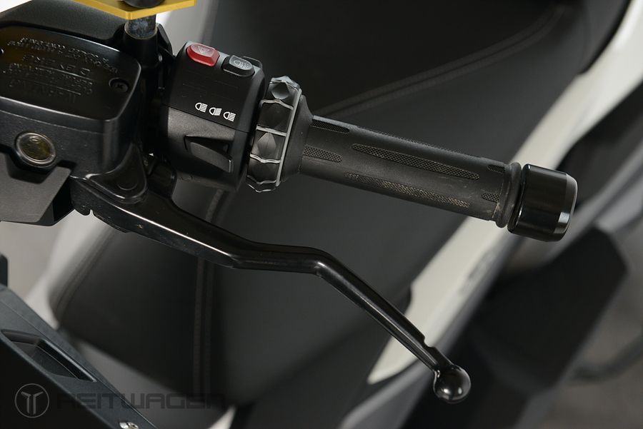 BMW C 400 GT 8