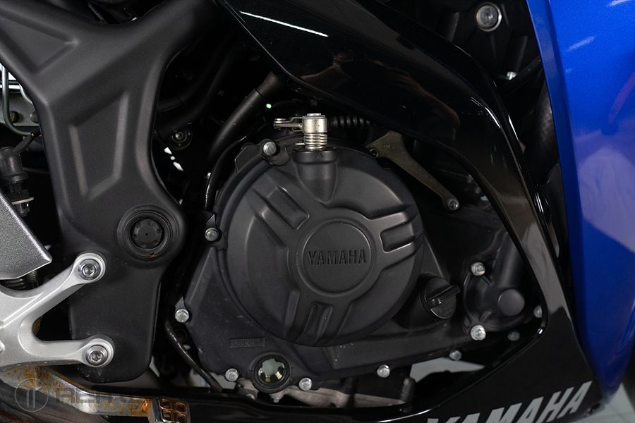 야마하 YZF R3 9