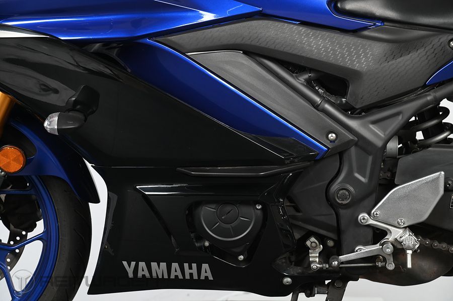 야마하 YZF R3 10