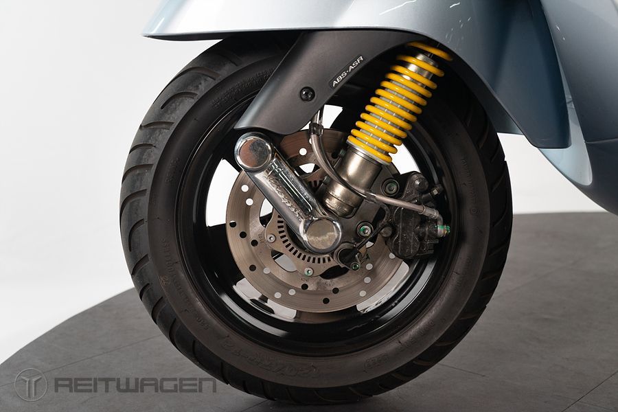 베스파 GTS 300 슈퍼테크 14