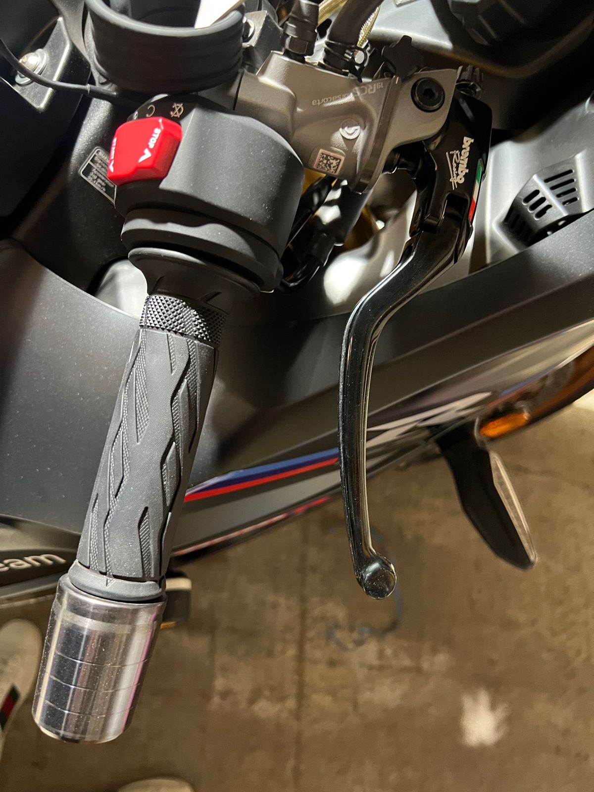 스즈키 GSX R 1000 R 블랙 에디션 6