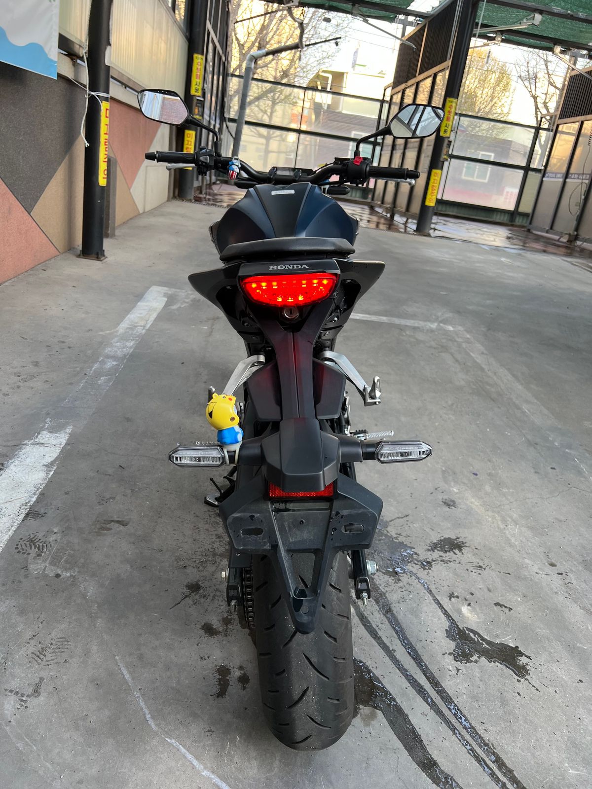 혼다 CB 125 R 4