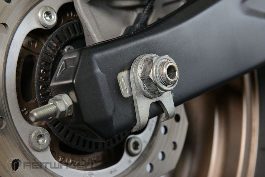 혼다 CB 125 R 26