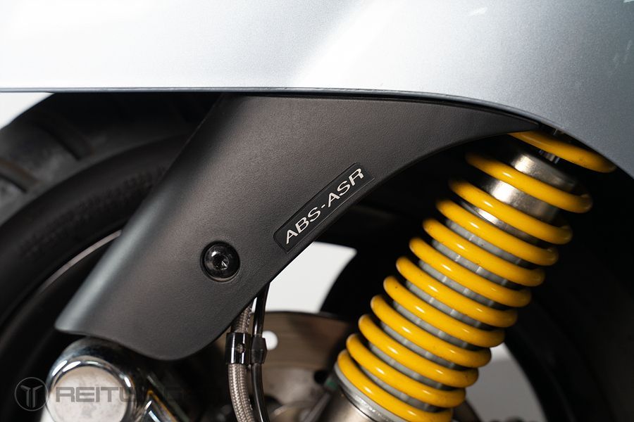 베스파 GTS 300 슈퍼테크 31