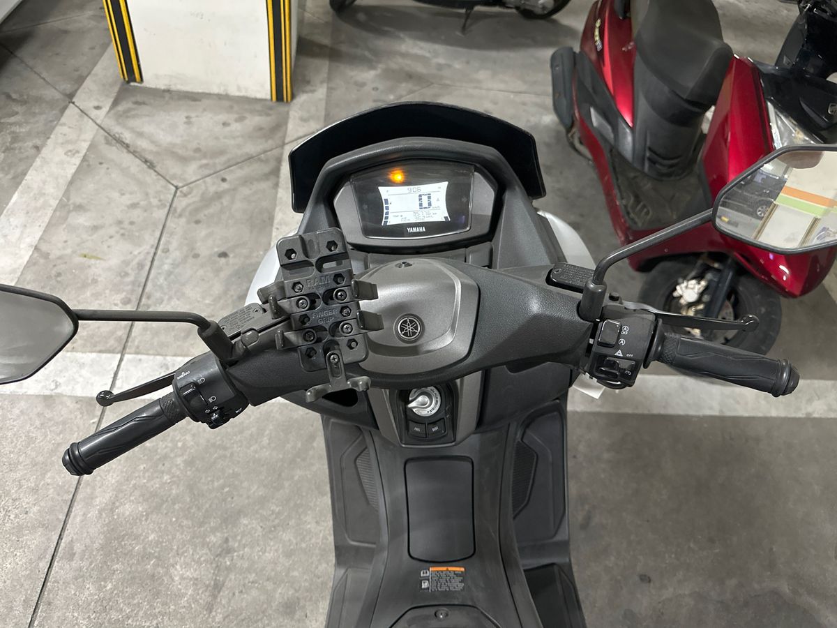 야마하 NMAX 125 6