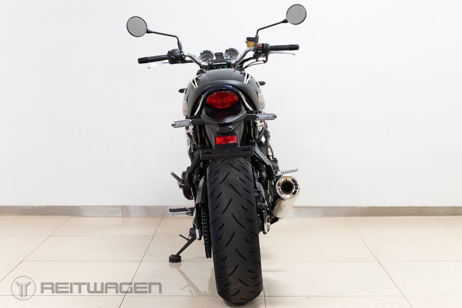 가와사키 Z 900 RS 4