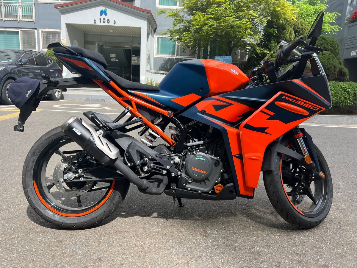 KTM RC 390 10