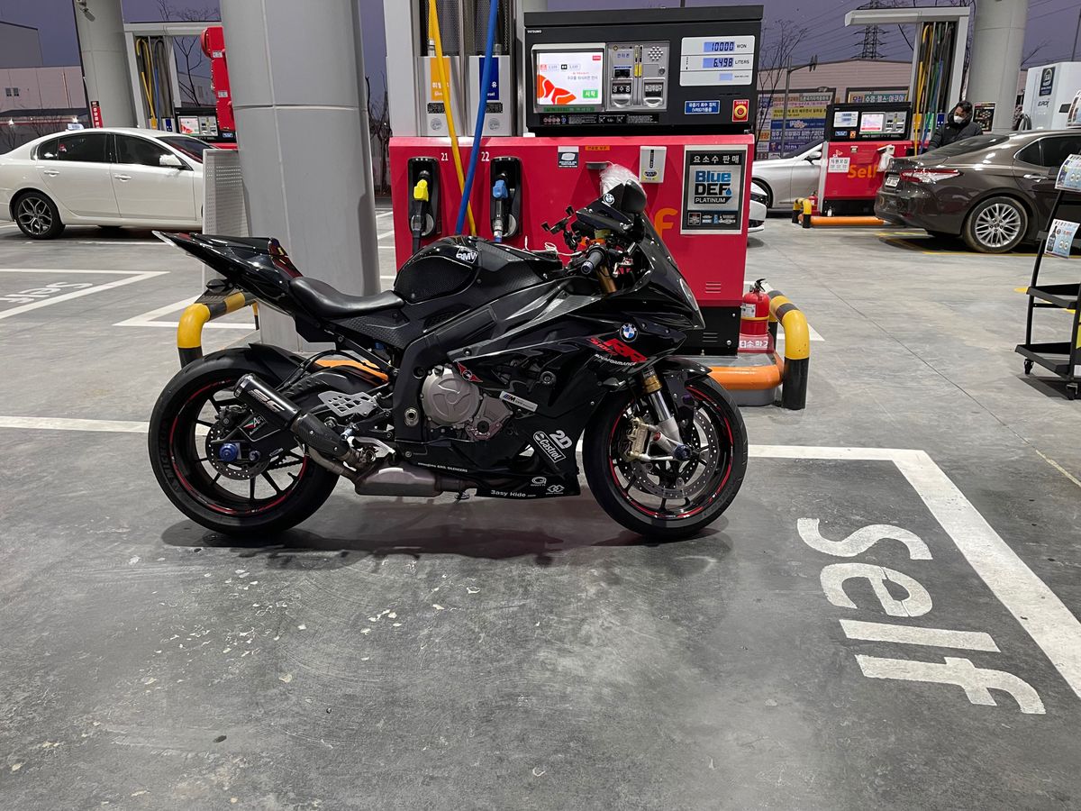 BMW S 1000 RR main