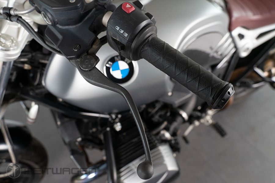 BMW R nine T 스크램블러 8