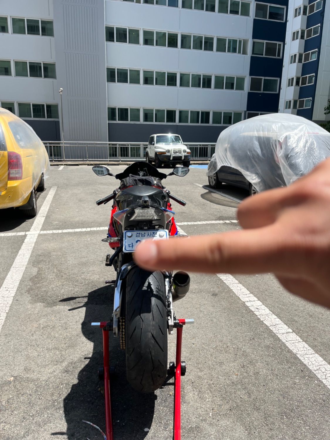 BMW S 1000 RR more