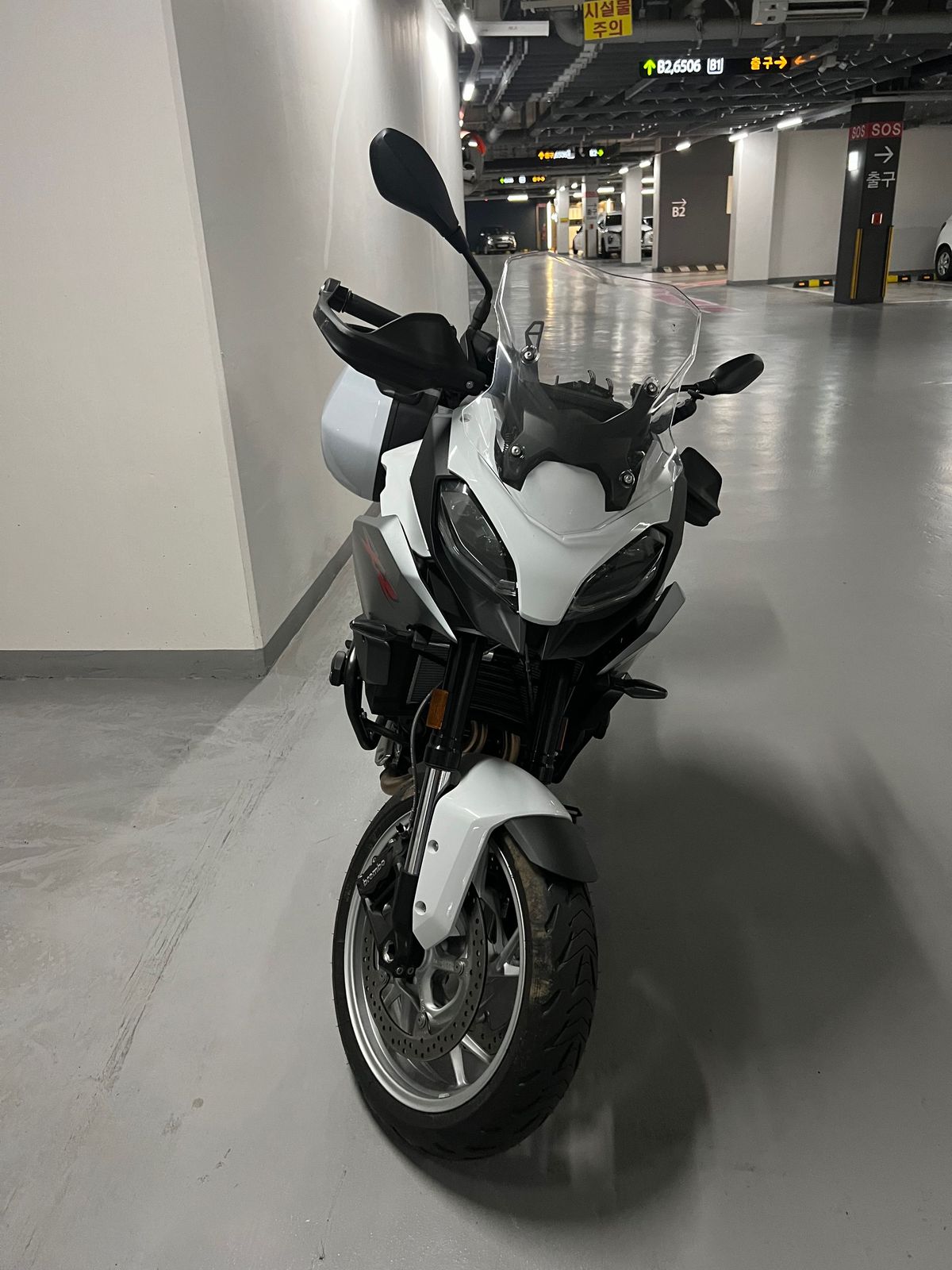 BMW F 900 XR more