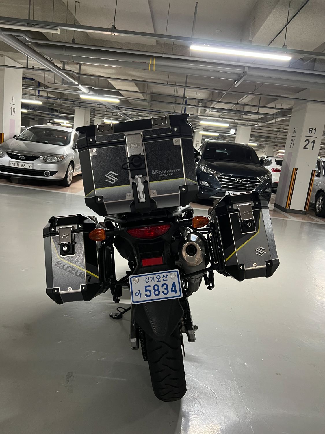스즈키 브이스트롬 650 XT main