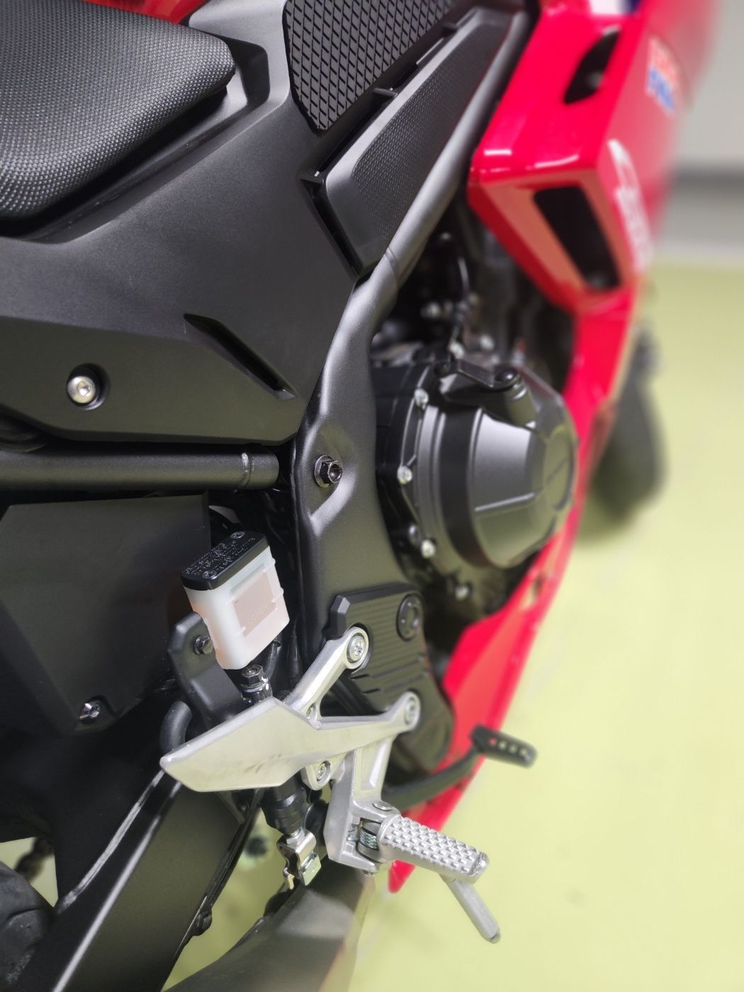 혼다 CBR 500 R main