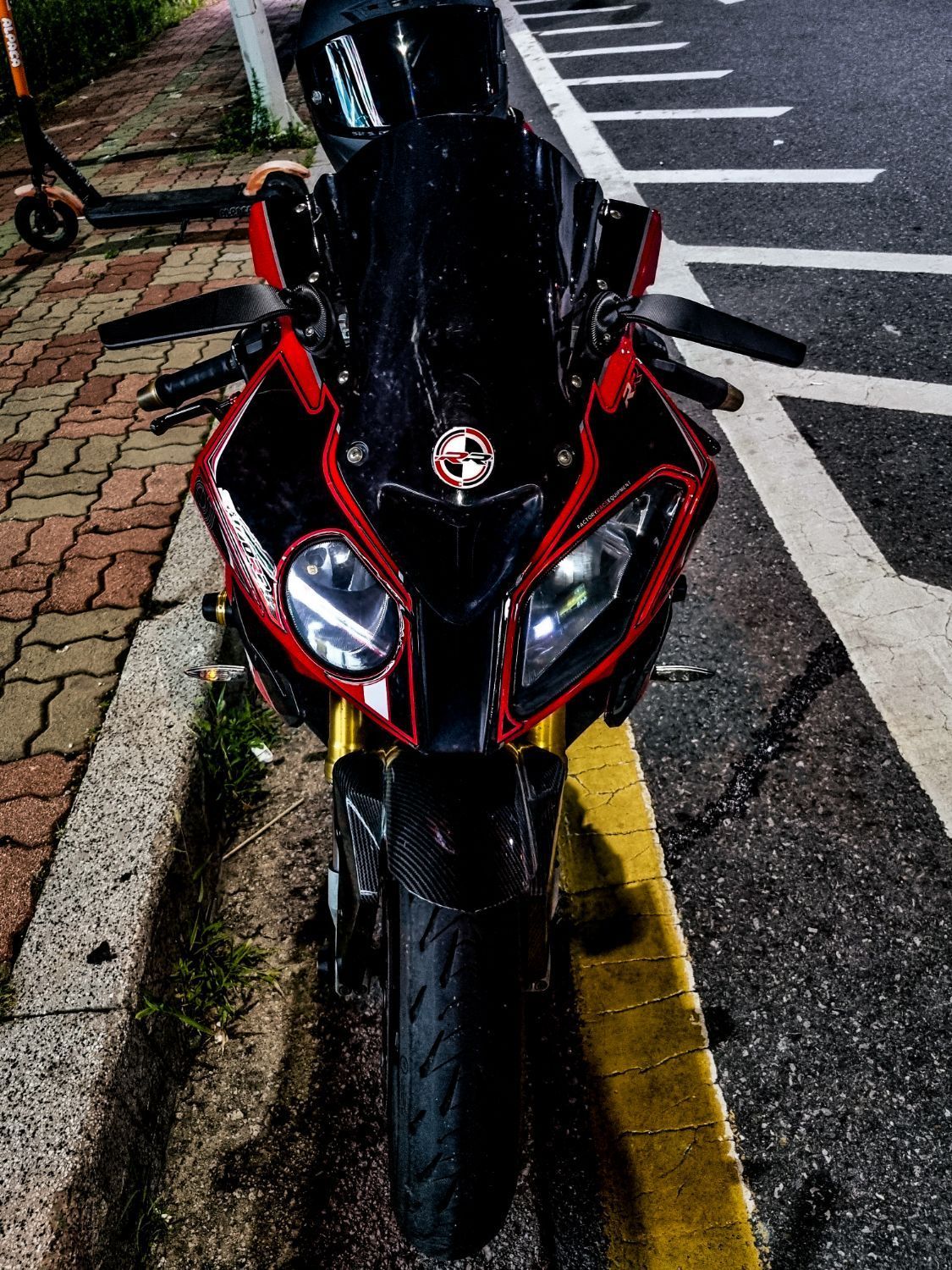 BMW S 1000 RR thumb 2