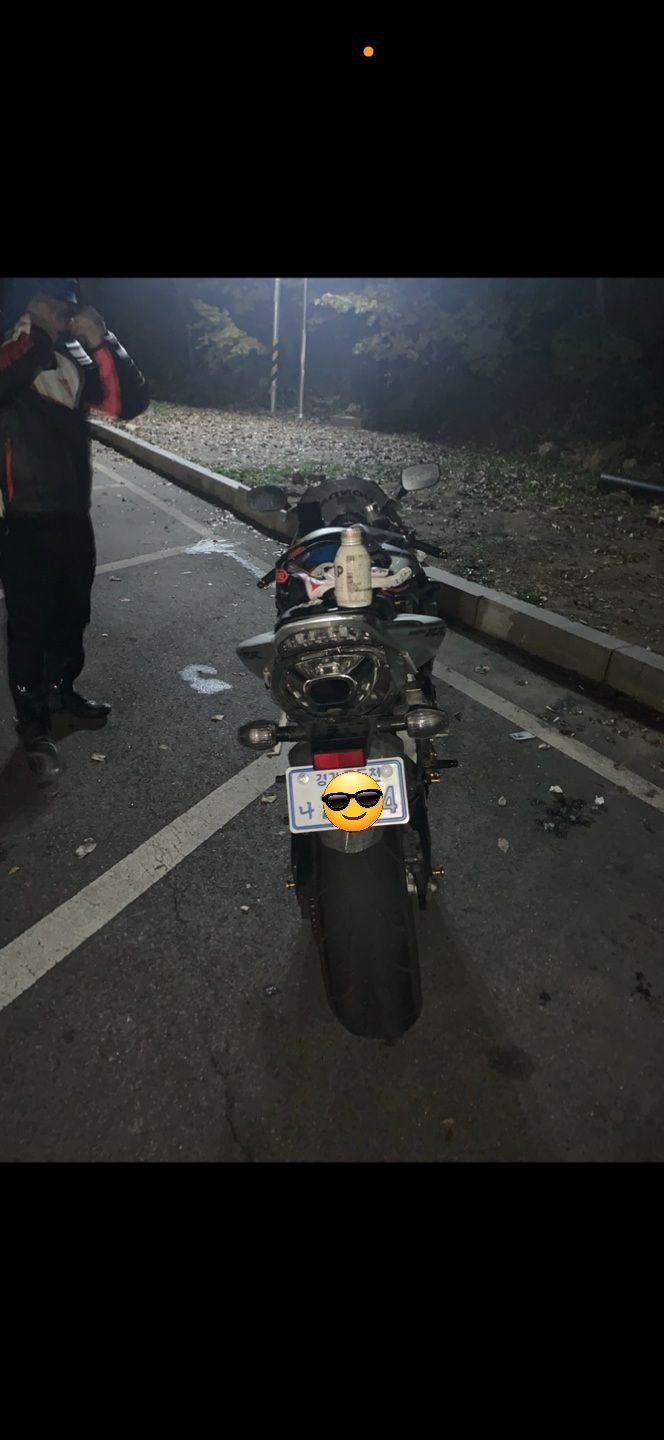 혼다 CBR 1000 RR 9