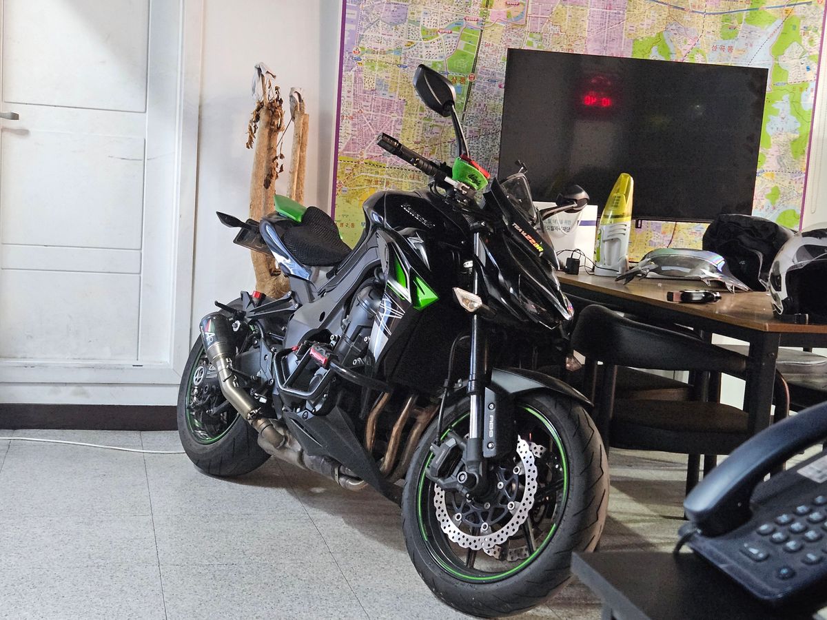 가와사키 Z 1000 R ABS 5