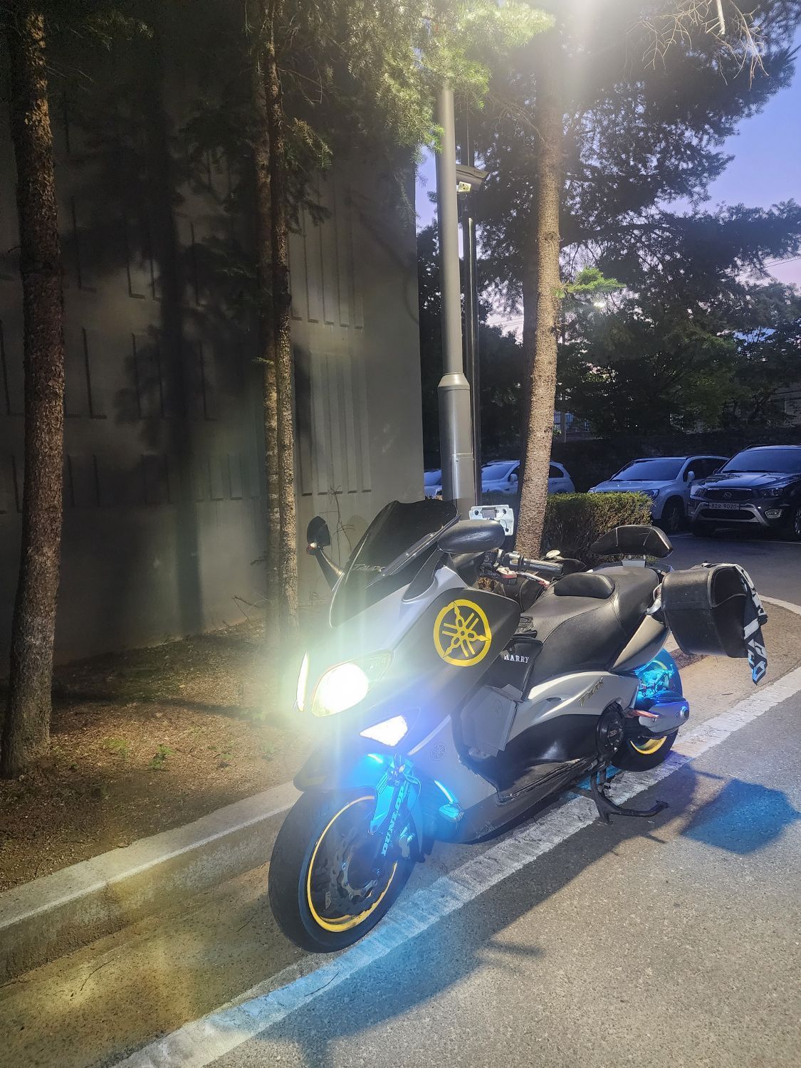 야마하 TMAX 530 4