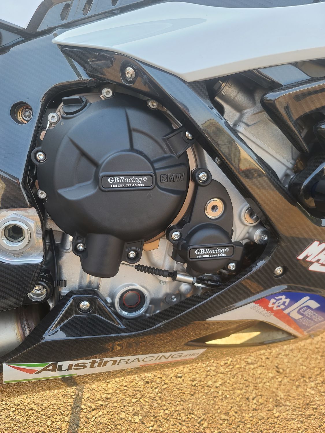 BMW S 1000 RR more