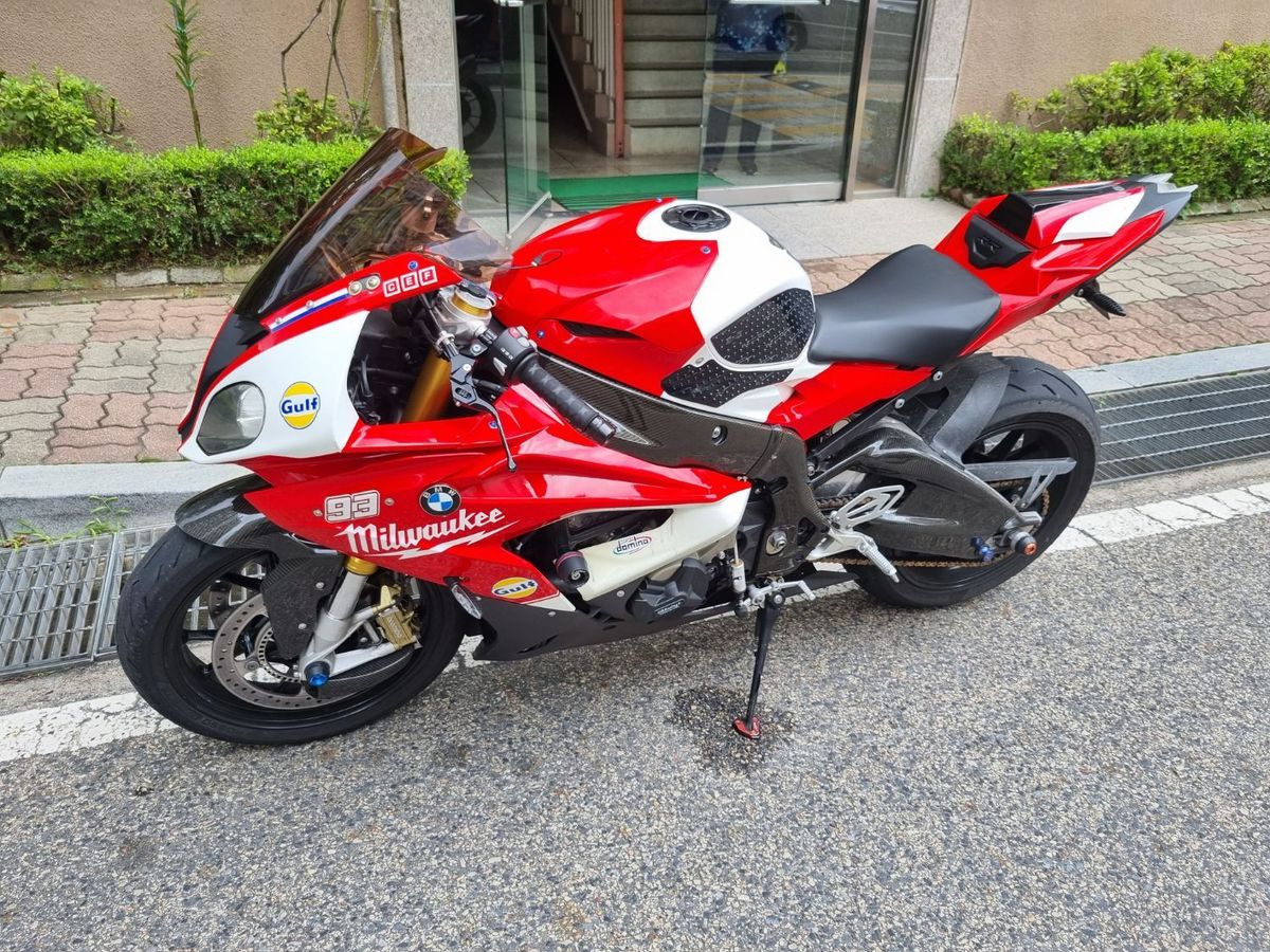 BMW S 1000 RR main