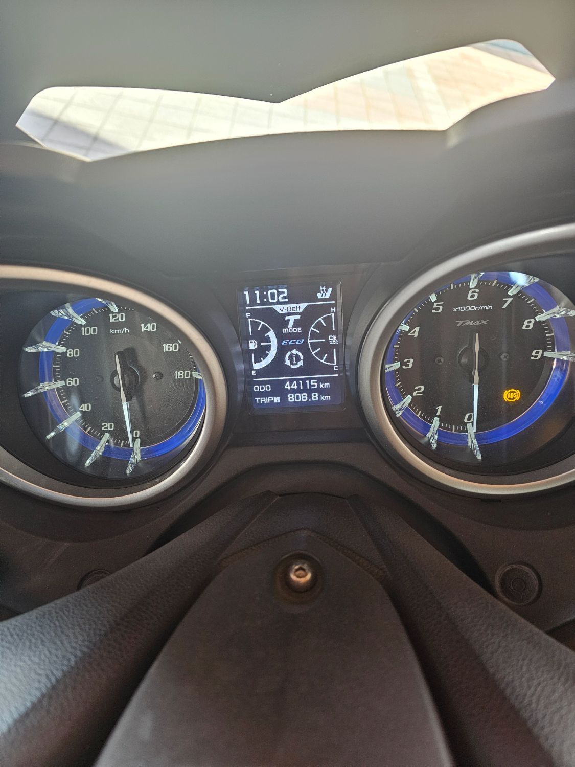 야마하 TMAX DX 8