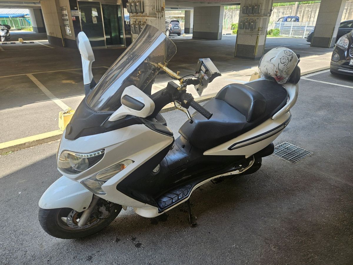 SYM 보이져 300 i EVO 5