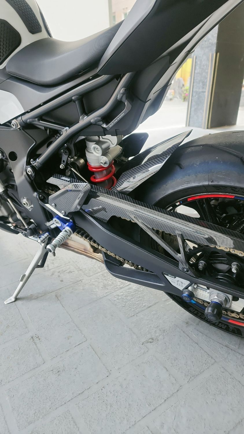 BMW S 1000 RR more