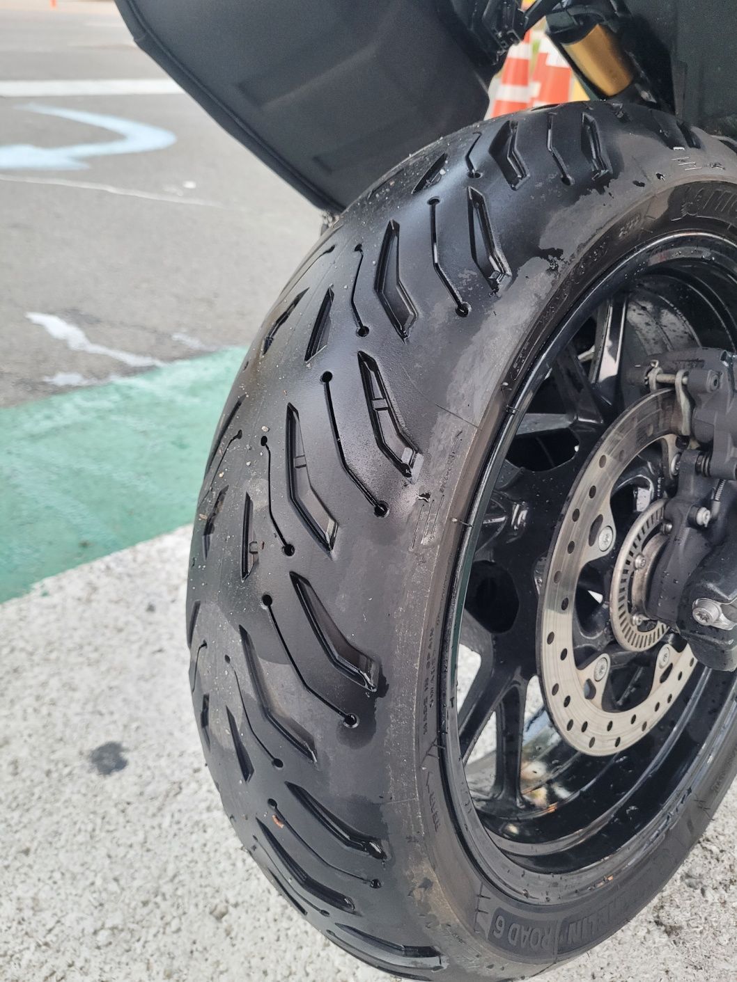 BMW F 900 XR main