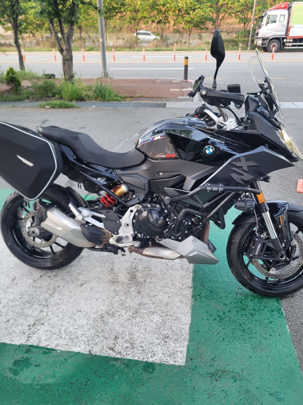 BMW F 900 XR 10