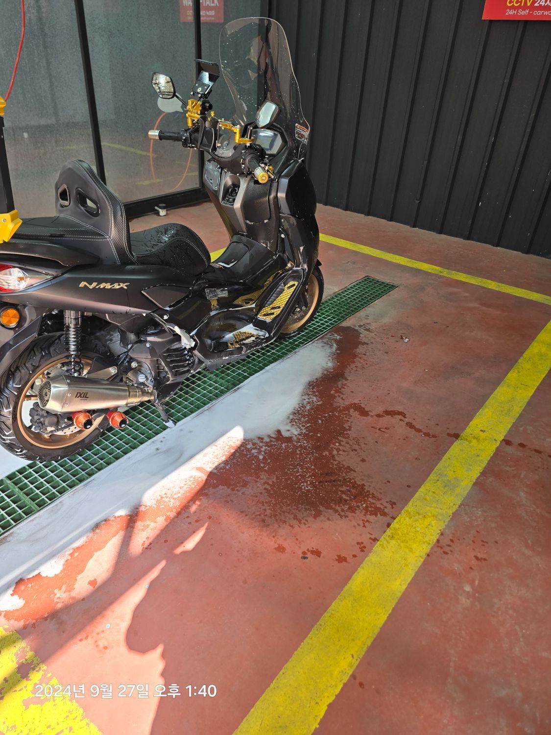 야마하 NMAX 125 more