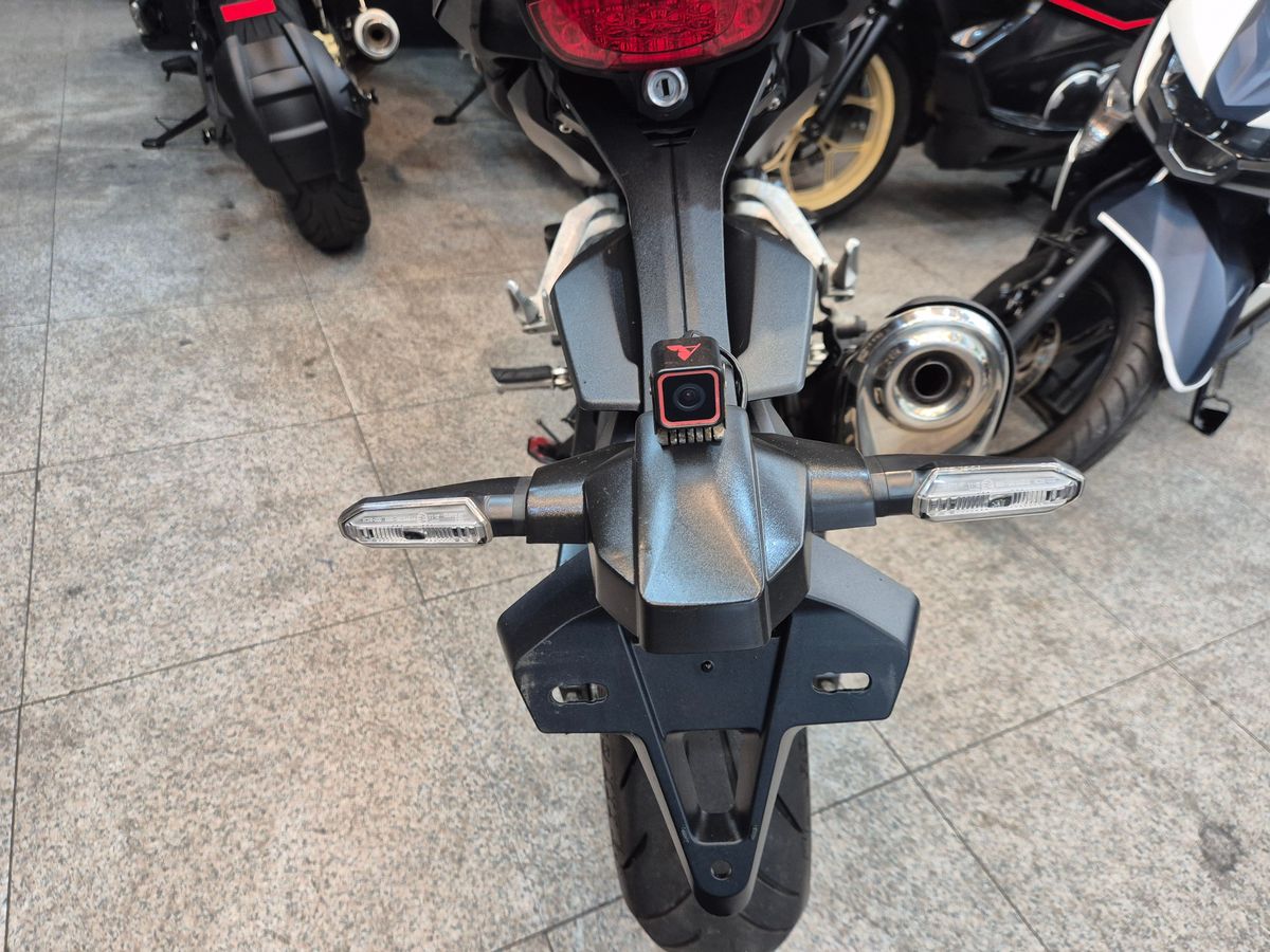 혼다 CB 300 R more