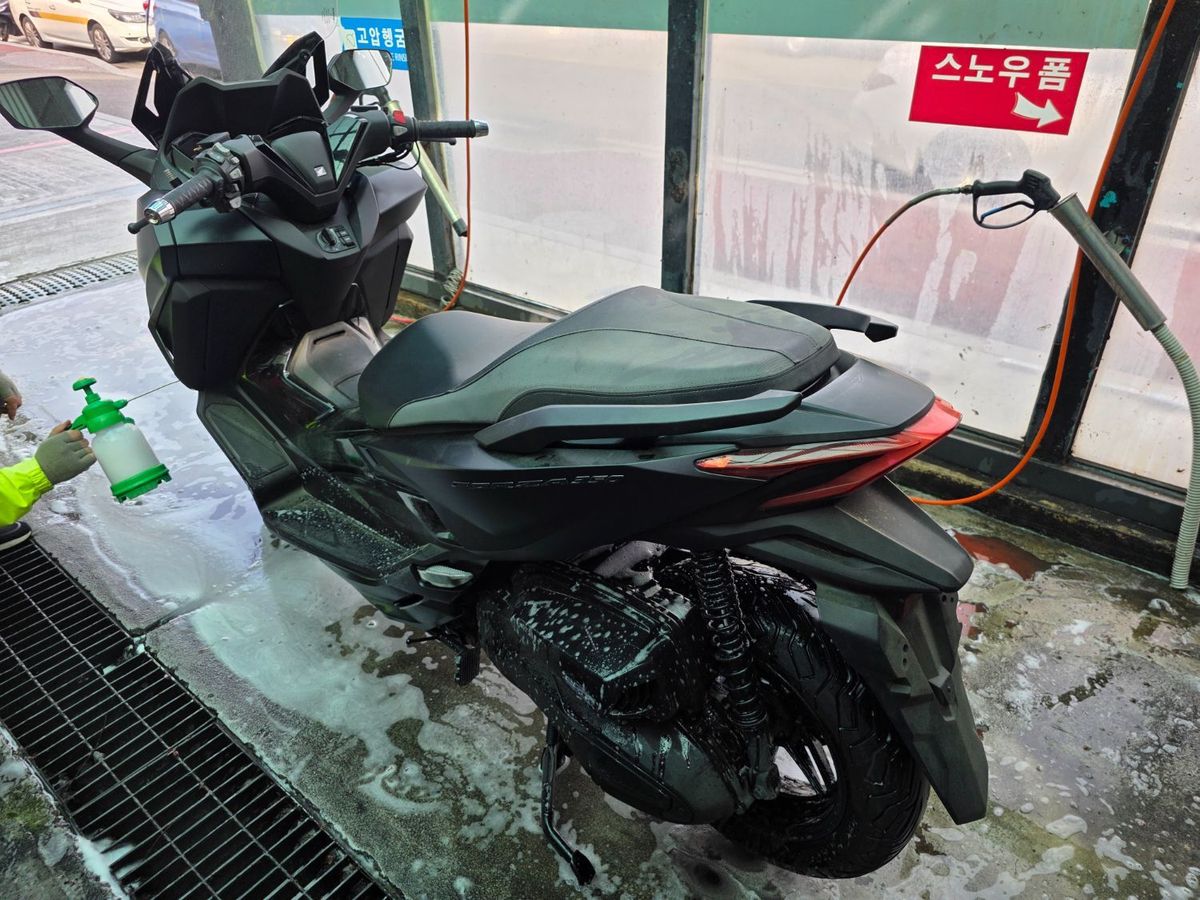 혼다 포르자 350 11