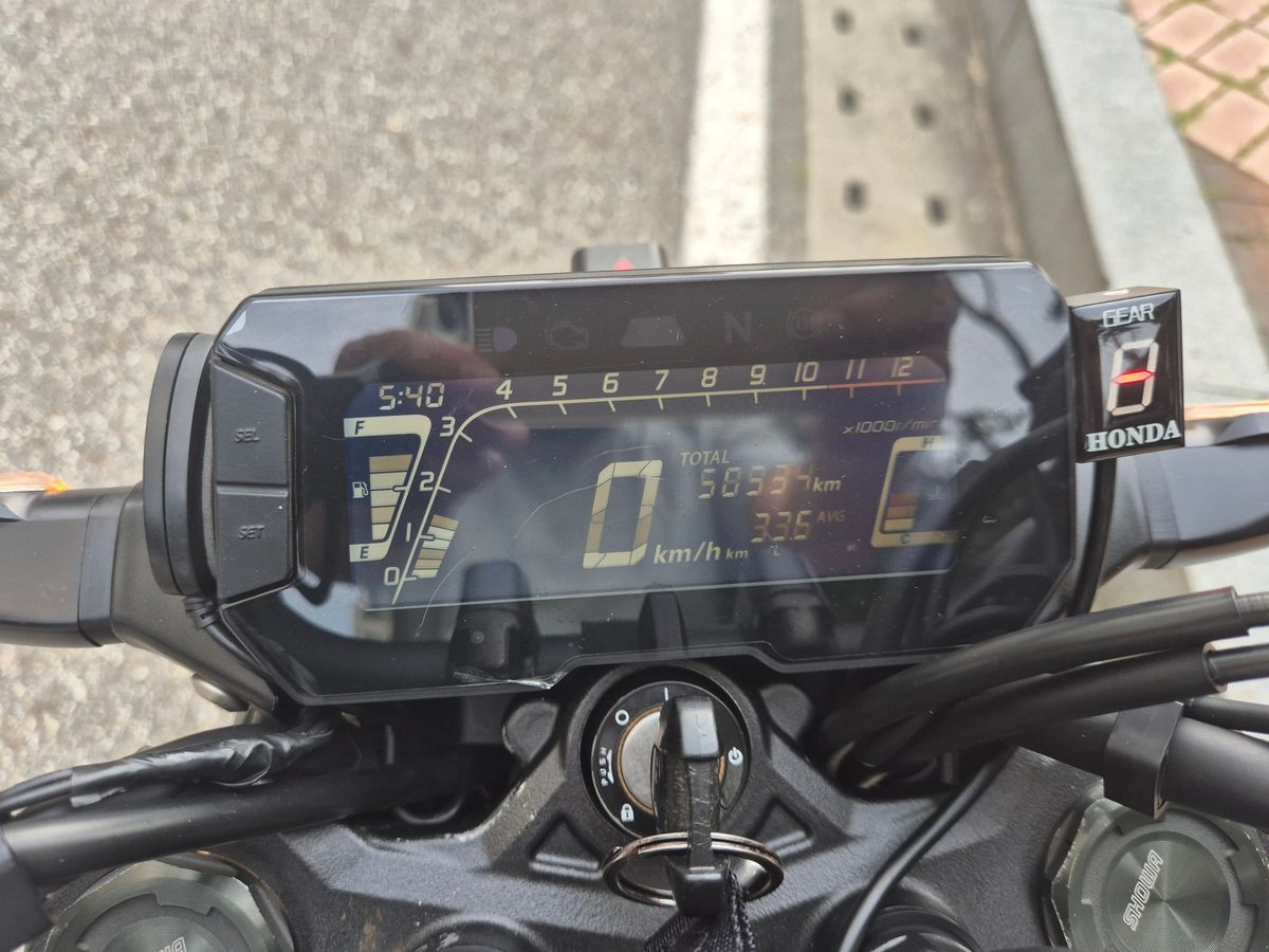 혼다 CB 300 R 4