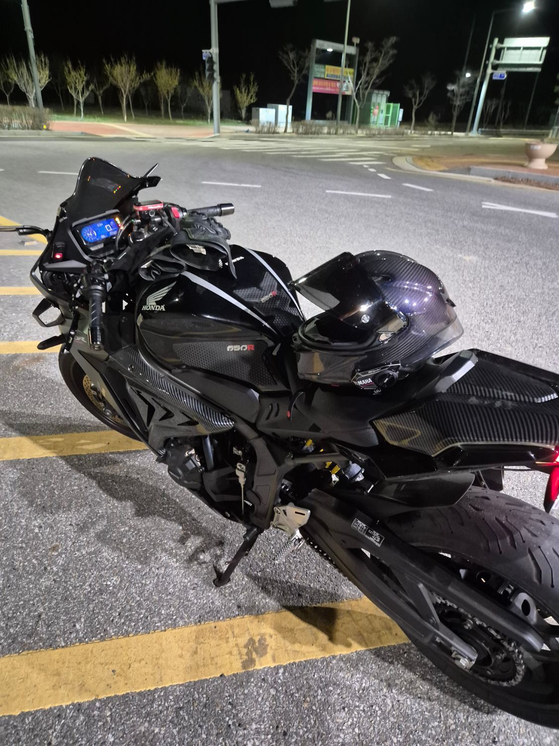 혼다 CBR 650 R MT more
