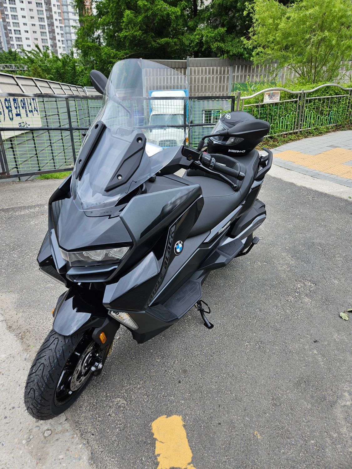 BMW C 400 GT main