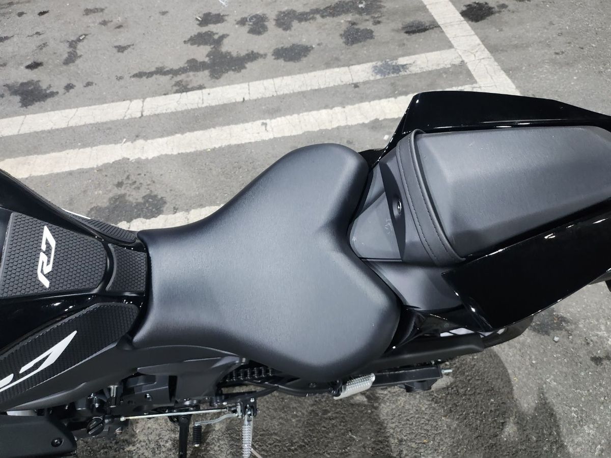 야마하 YZF R7 8