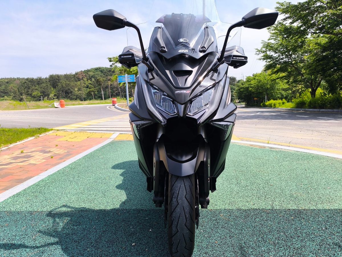 킴코 AK 550 i more