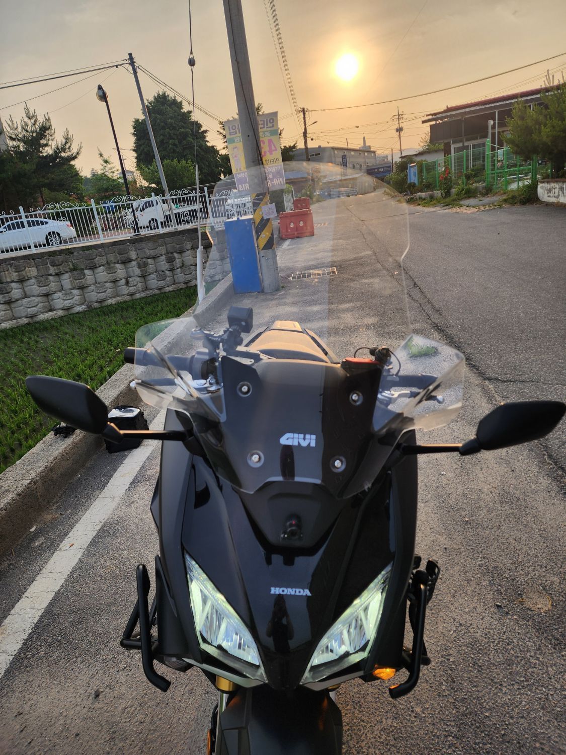 혼다 포르자 750 6