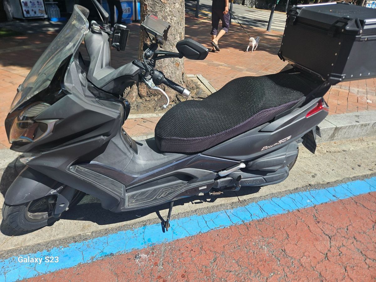 킴코 다운타운 ST 125 i ABS 4