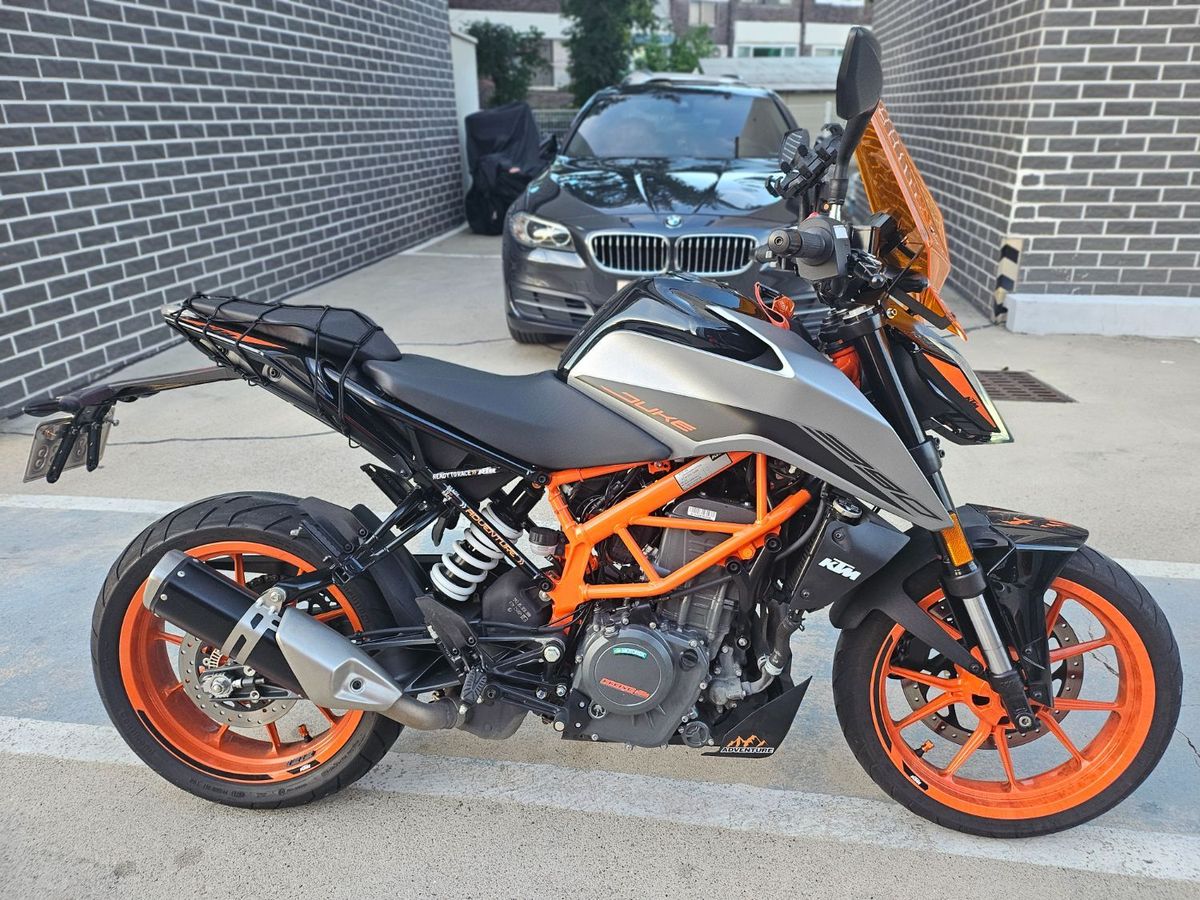 KTM 390 듀크 4