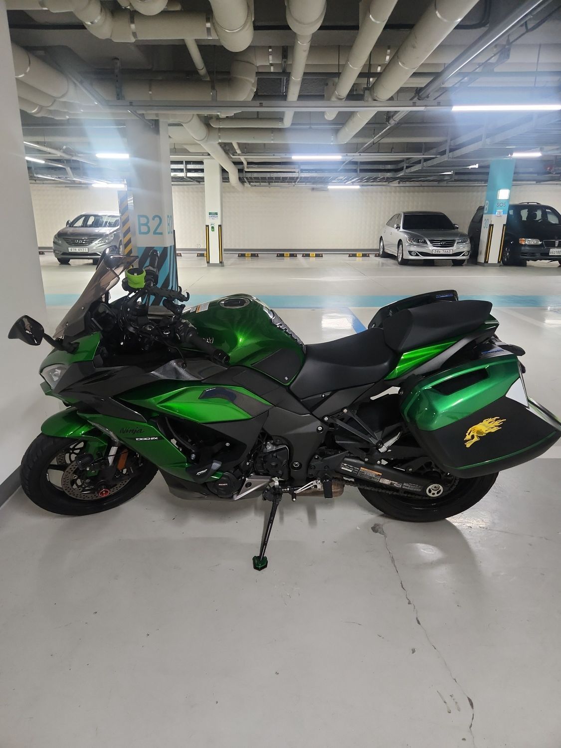 가와사키 Z 1000 SX main