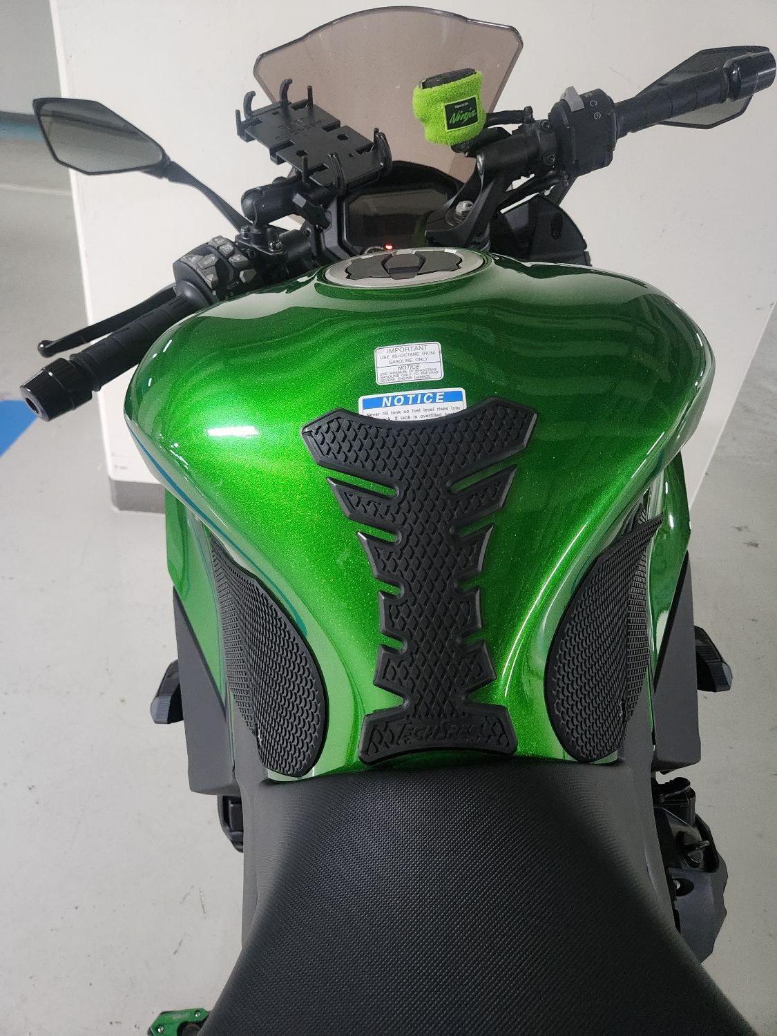가와사키 Z 1000 SX 8