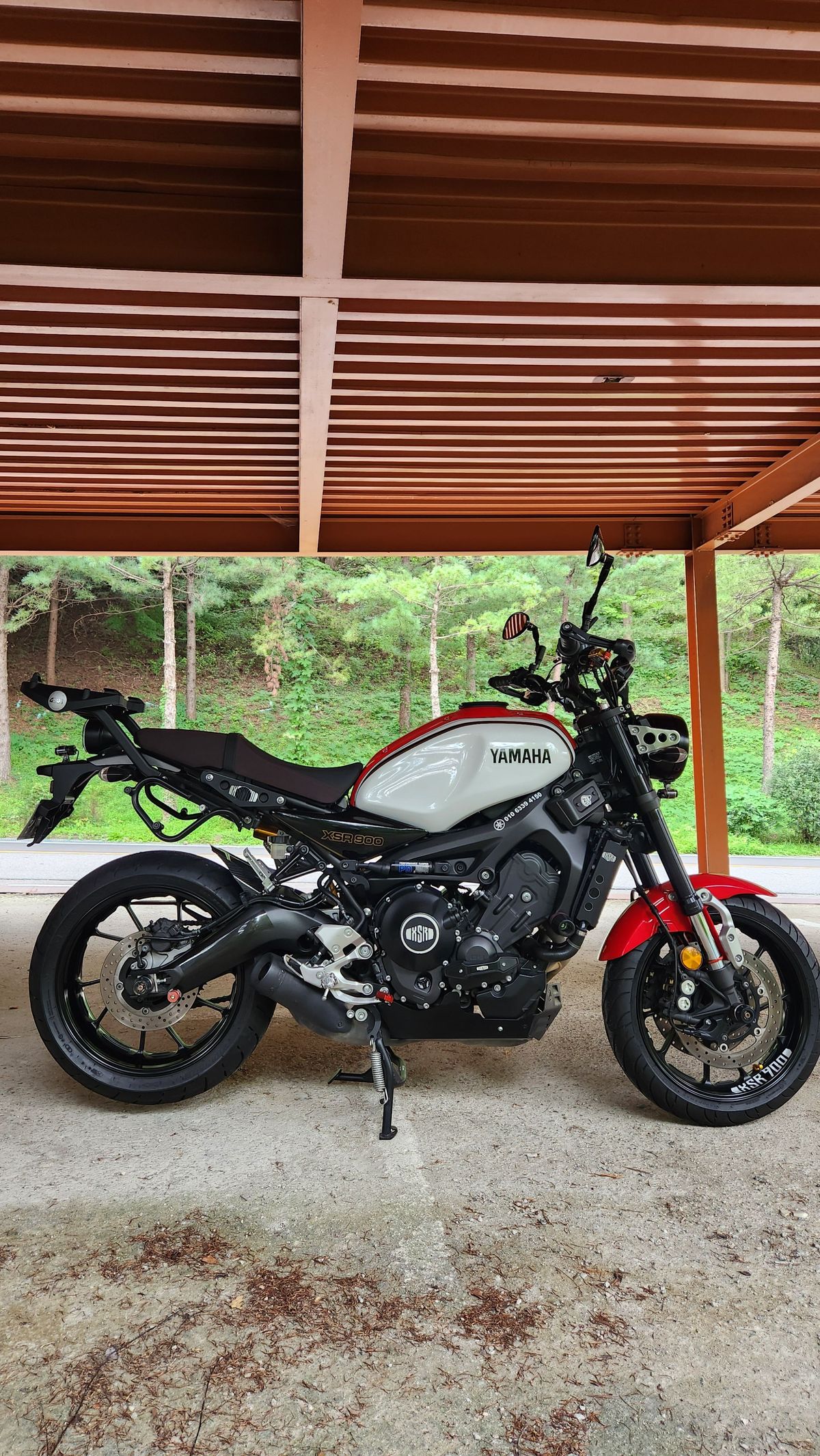 야마하 XSR 900 main
