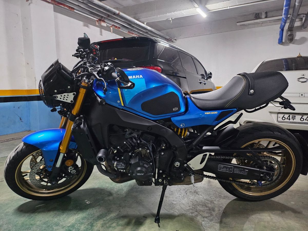 야마하 XSR 900 main