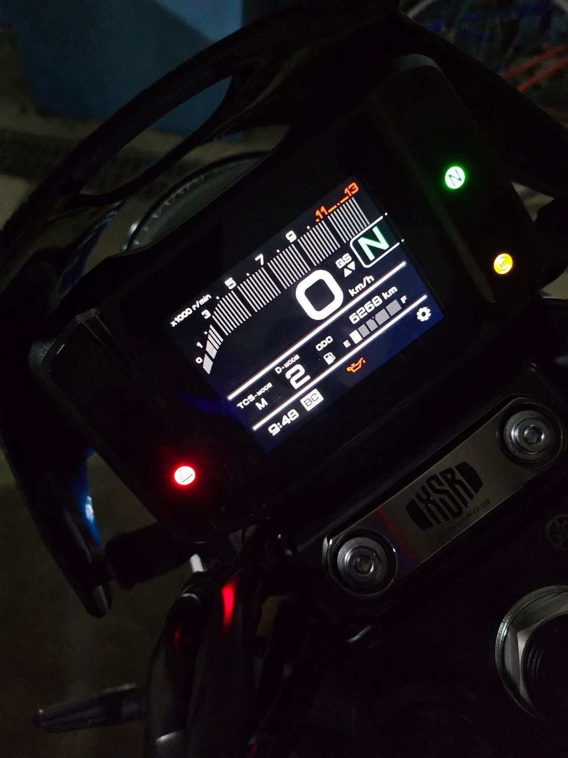 야마하 XSR 900 8